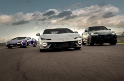 Lamborghini: la nueva gama híbrida recoge premios en todo el mundo 02310125