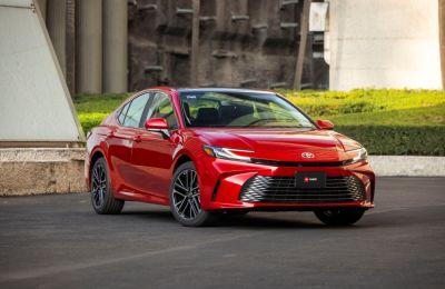 Camry 2025: un nuevo hito en la historia de los sedanes 01 200824