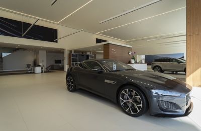 JAGUAR LAND ROVER MÉXICO INAUGURA SU NUEVO DISTRIBUIDOR EN SAN LUIS POTOSÍ