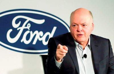 En la imagen, el primer ejecutivo de Ford, Jim Hackett.