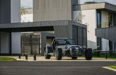 Caterham presenta la edición limitada Seven CSR Twenty 01121124