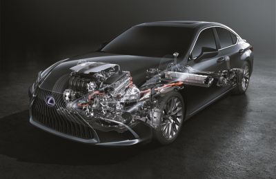 Lexus continúa con su revolución híbrida en 2020