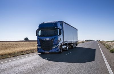 EL NUEVO IVECO S-WAY DE GAS NATURAL: A LA CONQUISTA DEL TRANSPORTE POR CARRETERA