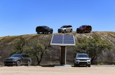 Jeep® Grand Cherokee recibe por segundo año consecutivo el MotorWeek Drivers' Choice Award 01 160224