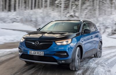 Opel Grandland X Hybrid4