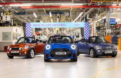 MINI Cooper Convertible - La planta de MINI en Oxford celebra el inicio de la producción del MINI Cooper Convertible 01181124