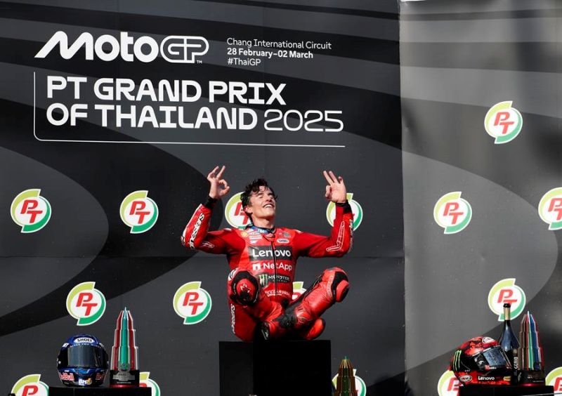 Victoria de Marc Márquez en el Gran Premio de Tailandia EFE/RUNGROJ YONGRIT 01020325