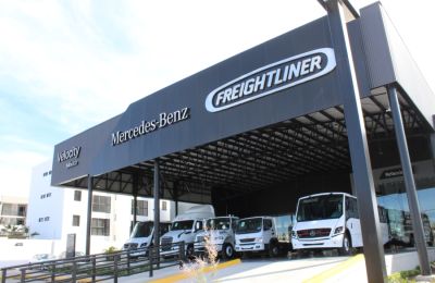 Expande Velocity su presencia en Mazatlán como distribuidor autorizado de Freightliner  y Mercedes-Benz Autobuses 01180225